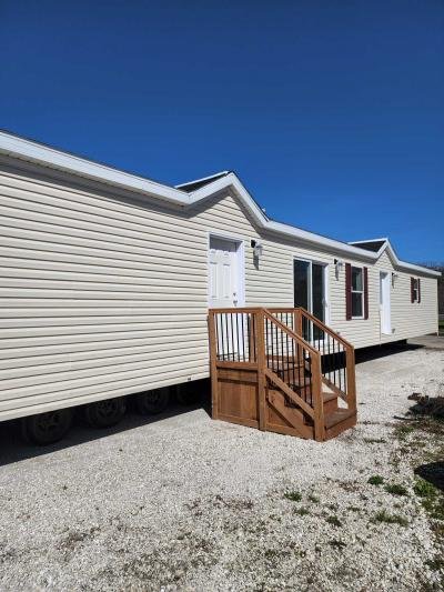 Mobile Home at 4915 Schoen Rd #34 Union Grove, WI 53182