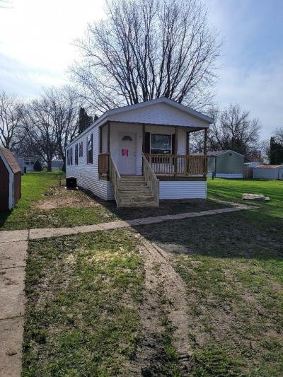 Mobile Home at 207 37th St SW Austin, MN 55912