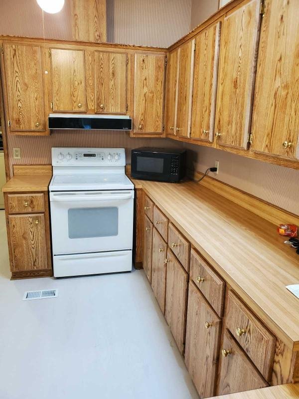 FRONTIER Mobile Home For Sale