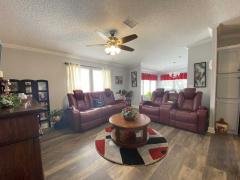 Photo 4 of 15 of home located at 100 Coral Crest Drive Valrico, FL 33594