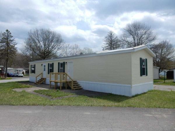 Photo 1 of 2 of home located at 23 Ceres Drive Vienna, OH 44473
