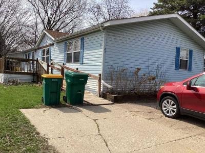 Mobile Home at 8004 State Highway 55-Lot 25 Rockford, MN 55373