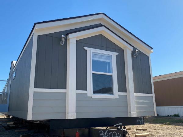 2022 Oak Creek Mobile Home For Sale