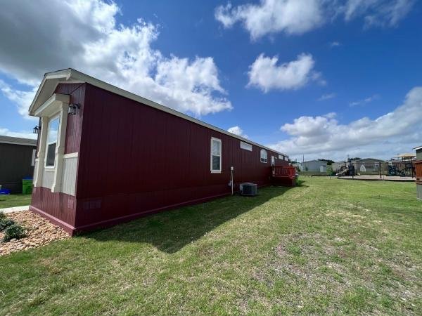 2019 FLEETWOOD Mobile Home For Sale