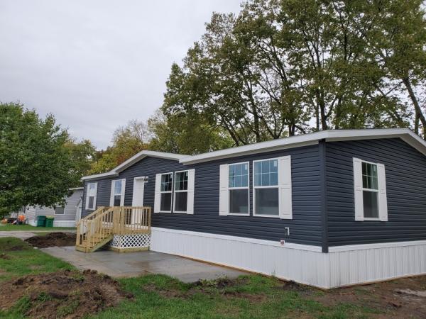 2022 Clayton Mobile Home For Rent