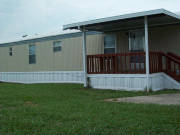 1996 SKYLINE CORPORATION Mobile Home For Rent