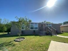 Photo 2 of 14 of home located at 3300 Killingsworth Lane #247 Pflugerville, TX 78660