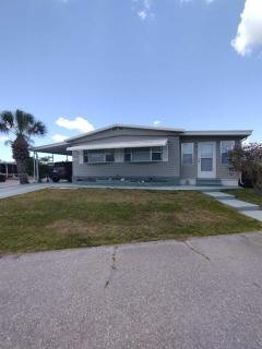 Photo 3 of 22 of home located at 498 Sandalwood Lane Ellenton, FL 34222