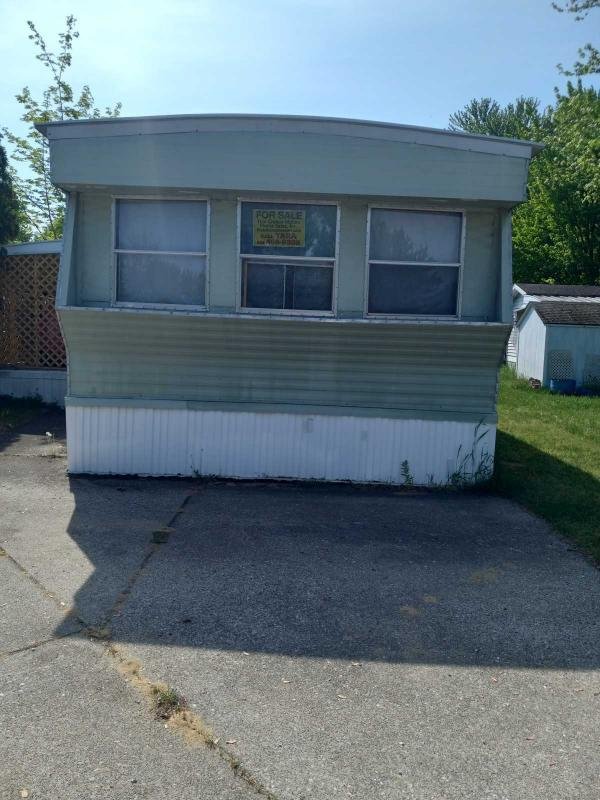 Photo 1 of 2 of home located at 2692 Regina St SW Wyoming, MI 49519