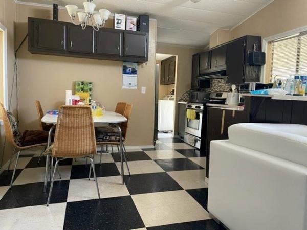 1984 GOLDEN WEST HOMES Mobile Home For Sale