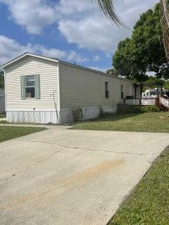 Photo 3 of 7 of home located at 1636 Moonbean Dr. Malabar, FL 32950