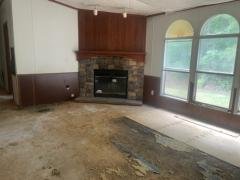Photo 3 of 20 of home located at 11644 Old Hwy 80 W Meridian, MS 39307