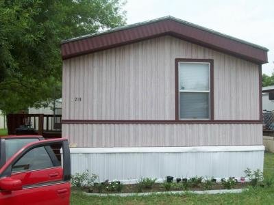 Mobile Home at 272 W Lawson Rd, Lot #219 Lot 2219 Dallas, TX 75253
