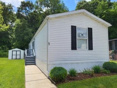 Mobile Home at 63 Buckthorn Wixom, MI 48393