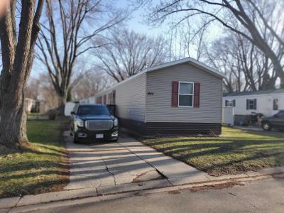 Photo 2 of 14 of home located at 1940 86th St W Inver Grove Heights, MN 55077