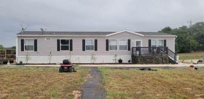 Mobile Home at 1741 County Road 7711 Devine, TX 78016