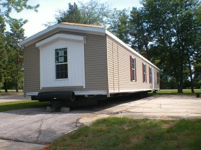 Mobile Home at 1789 S Freshman Drive Lot Sf1789 Saginaw, MI 48604