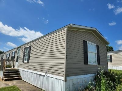 Mobile Home at 11441 Hollow Oak Miamisburg, OH 45342