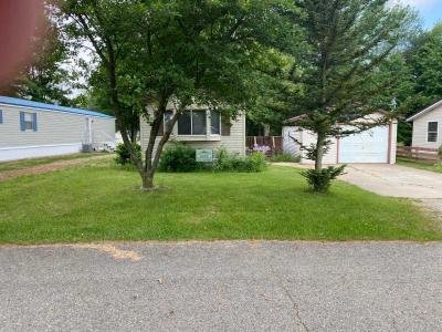 Mobile Home at 5370 Eddie St Croswell, MI 48422