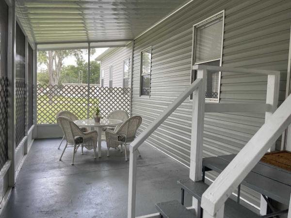 1986 SUNB Mobile Home For Sale