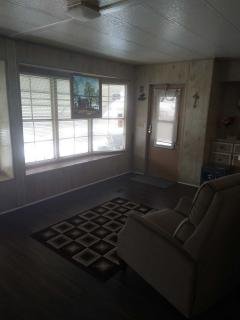 Photo 4 of 44 of home located at 12100 Seminole Blvd. #163 Largo, FL 33778