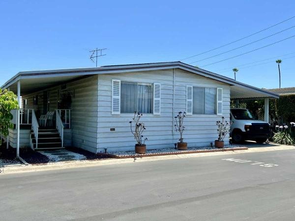 1980 PARAMOUNT Mobile Home For Sale