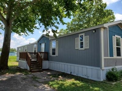 Mobile Home at 1123 Berkshire Court Lot #141 Greenville, TX 75401