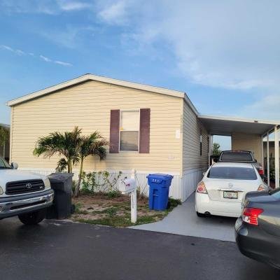 Mobile Home at 14509 Fall Dr. Tampa, FL 33613