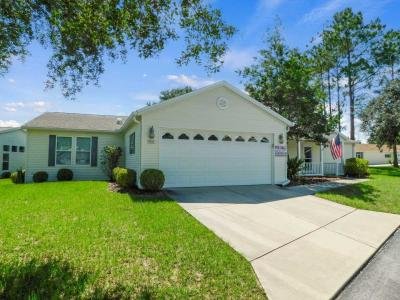 Mobile Home at 9543 Country Club Lane Dade City, FL 33525