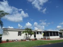 Photo 1 of 19 of home located at 807 Sunshine Ave Davenport, FL 33897