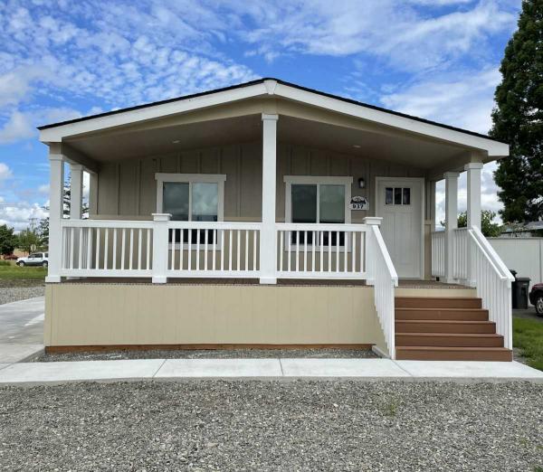 2022 Skyline Mobile Home For Sale 937 Pine Drive Enumclaw, WA