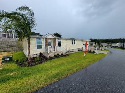 Mobile Home at 205 Hogan Drive Lady Lake, FL 32159