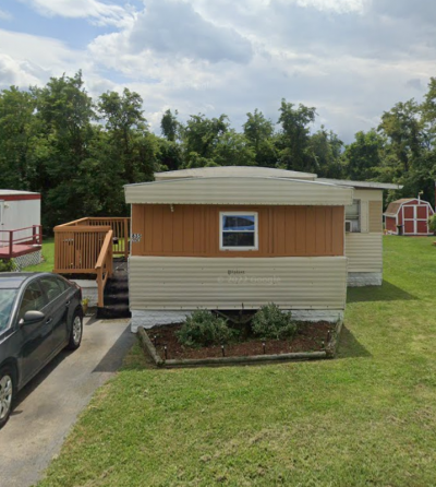 Mobile Home at 835 Solomon Circle #253 Uniontown, PA 15401
