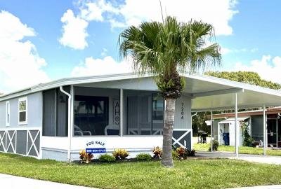 Mobile Home at 7204 Kings Dr Ellenton, FL 34222