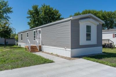 Mobile Home at 213 Kingsway Drive North Mankato, MN 56003