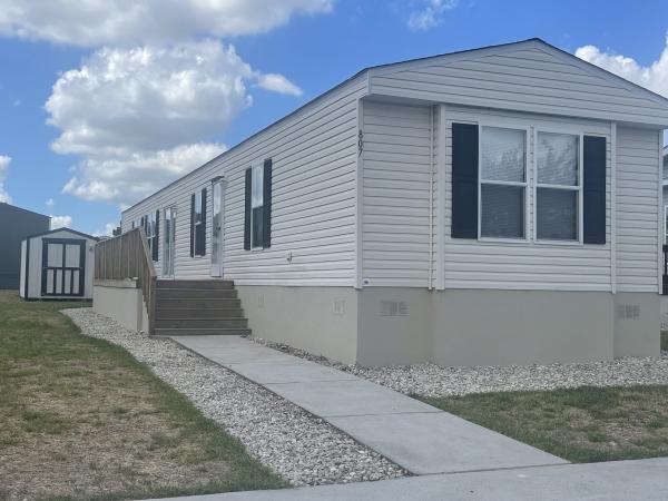 2015 Clayton Mobile Home For Sale