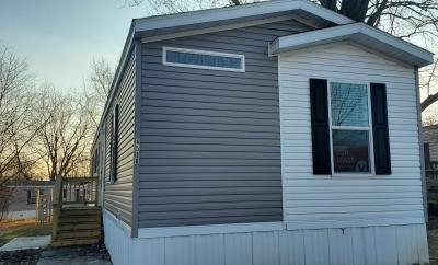 Mobile Home at 4518 West Peach Tree Lot 50 Peoria, IL 61604