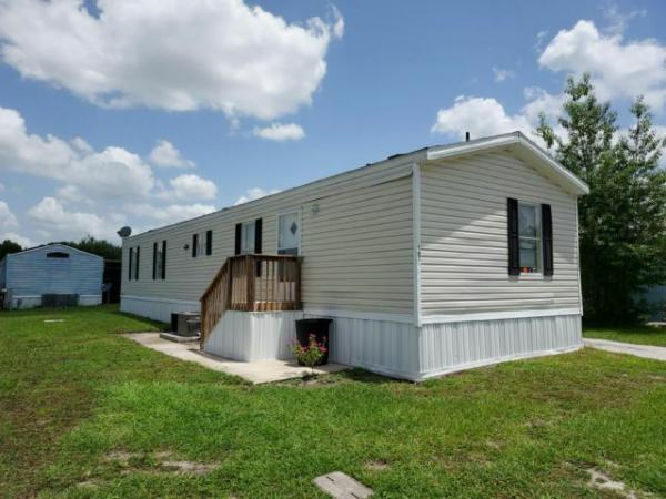 2005 FLEETWOOD Mobile Home For Rent