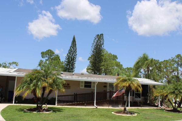 1987 Homes of Merit Mobile Home For Sale