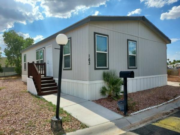 2019 Clayton - Buckeye AZ Mobile Home For Rent