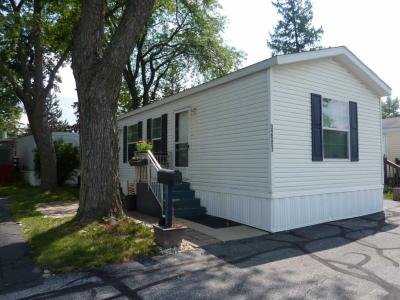 Mobile Home at 32551 N West Lane Grayslake, IL 60030