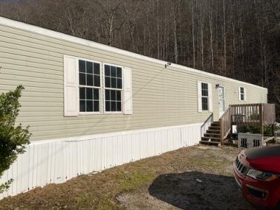 Mobile Home at 70 Adams Collins Rd Pikeville, KY 41501
