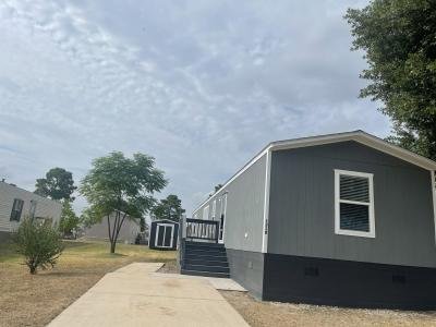 Mobile Home at 1310 Travis Court Place Houston, TX 77073