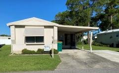 Photo 1 of 17 of home located at 4 Royal Dr Eustis, FL 32726
