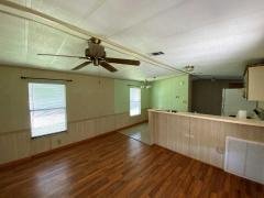 Photo 3 of 17 of home located at 4 Royal Dr Eustis, FL 32726