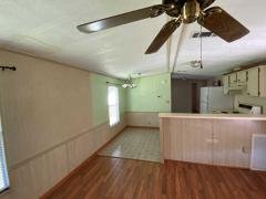 Photo 4 of 17 of home located at 4 Royal Dr Eustis, FL 32726
