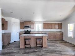 Photo 4 of 16 of home located at 22241 Nisqually Rd #93 Apple Valley, CA 92308
