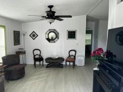 Photo 4 of 20 of home located at 11338 Commodore Ln #27N Orlando, FL 32836