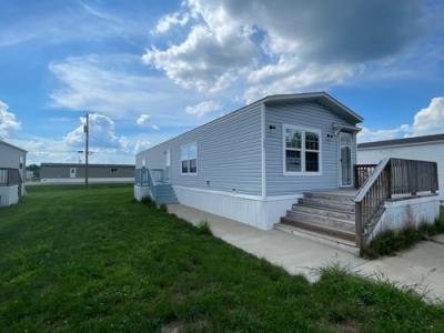 Mobile Home at 1050 Hwy 44 W Lot 221 Shepherdsville, KY 40165