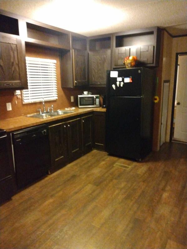 Senior Retirement Living 2015 Clayton Homes Mobile Home For Sale in